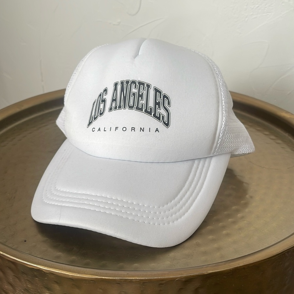 Los Angeles trucker hat